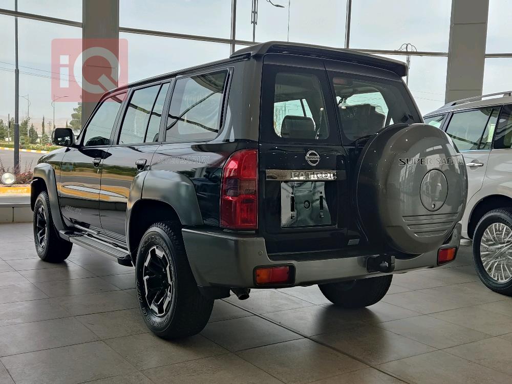 Nissan Patrol Safari